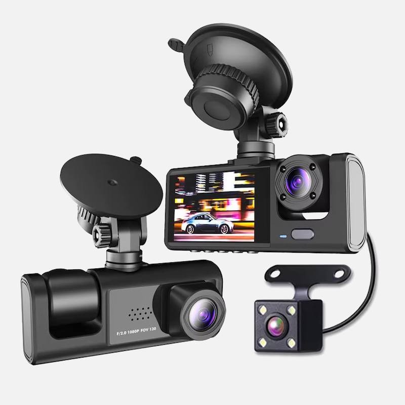 videoreєstrator-z-troma-kamerami-1296p-full-hd-01