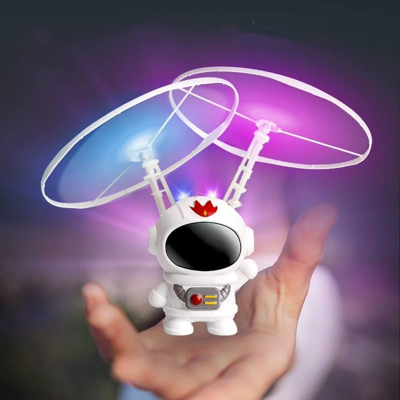 Летающий космонавт спиннер бумеранг с LED подсветкой.
